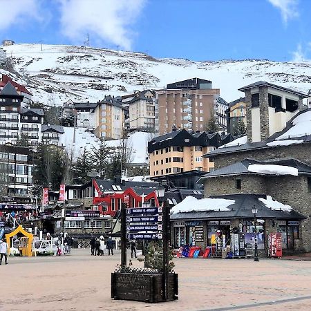 Ski Plaza Sierra Nevada & Zona Baja Exteriör bild