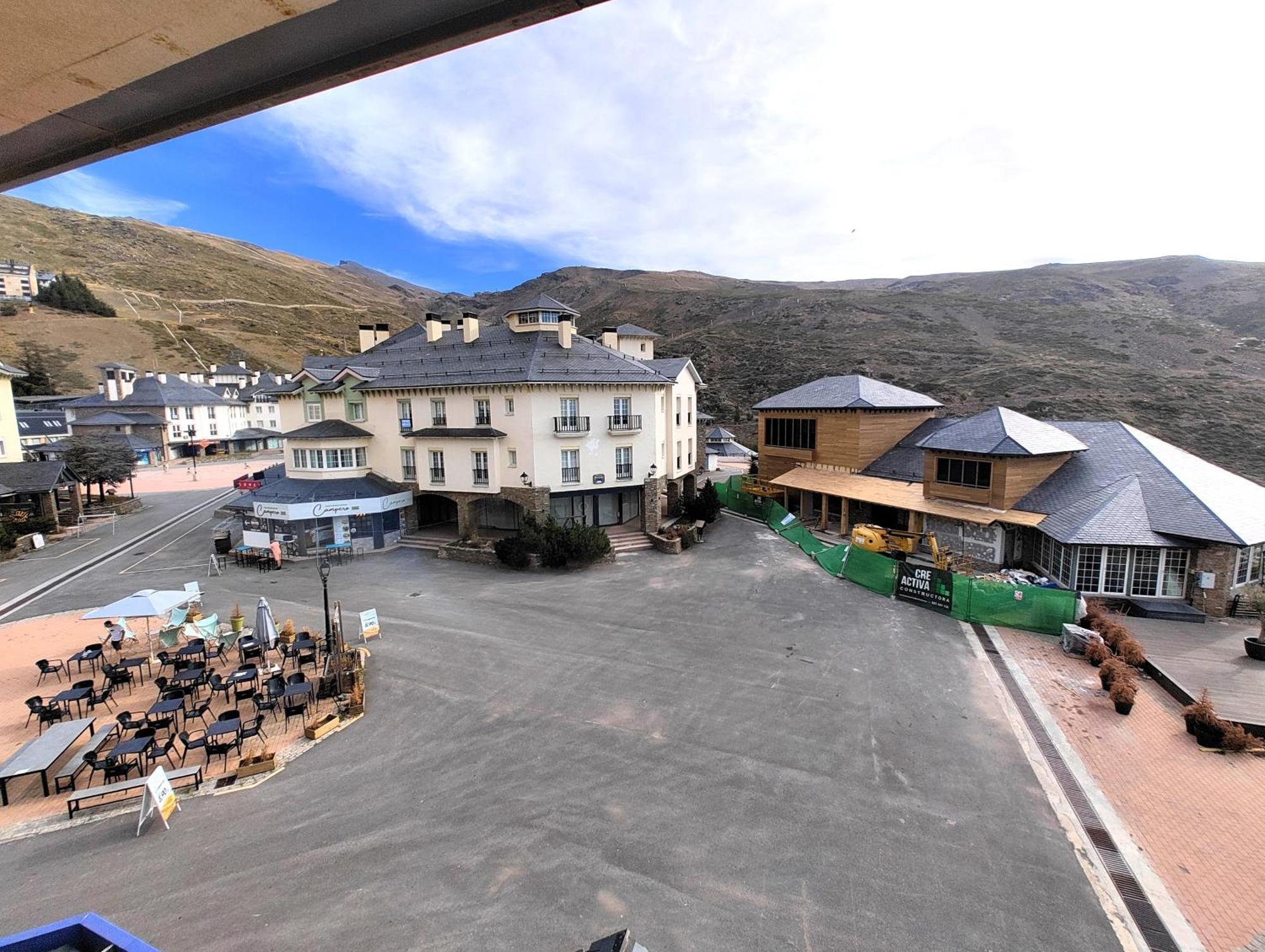 Ski Plaza Sierra Nevada & Zona Baja Exteriör bild