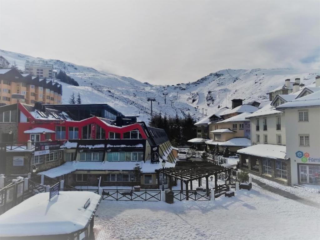 Ski Plaza Sierra Nevada & Zona Baja Exteriör bild